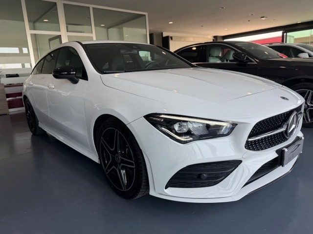 Mercedes-Benz CLA 200 d Automatic Shooting Brake Premium - foto 3 di 4