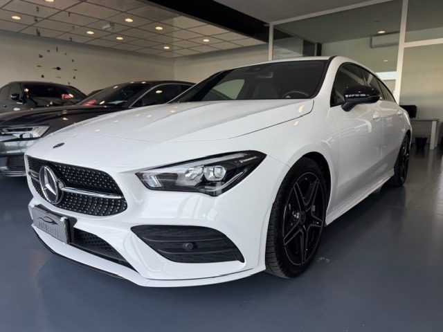 Mercedes-Benz CLA 200 d Automatic Shooting Brake Premium usato a SANTA MARIA DI SALA