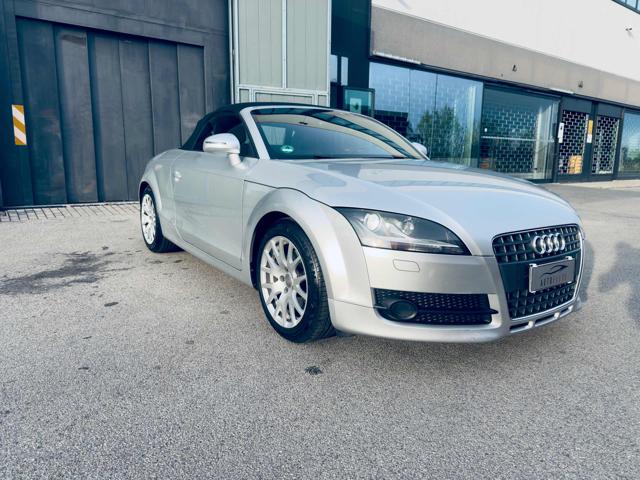 Audi TT Roadster 2.0 TFSI - foto 3 di 4