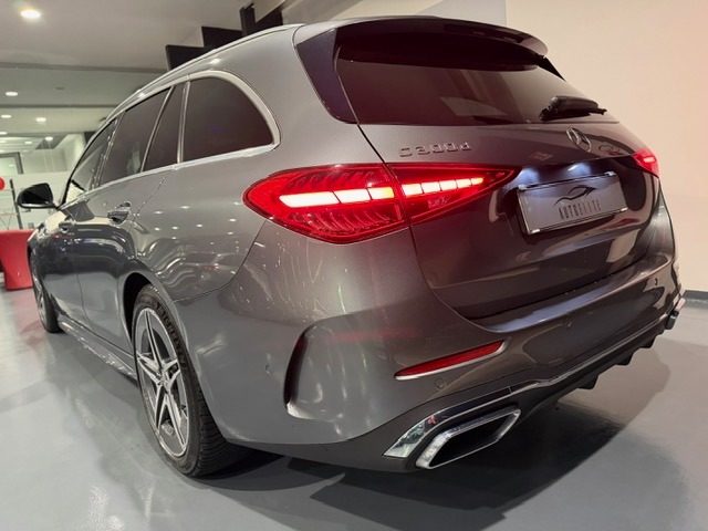 Mercedes-Benz C 300 d Mild hybrid 265CV Premium Plus AMG - foto 4 di 4