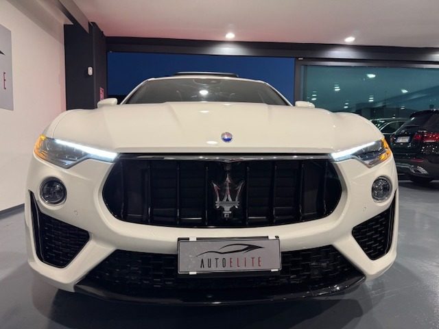 Maserati Levante V6 Diesel 275CV Q4 GranSport/TETTO/360* - foto 2 di 4