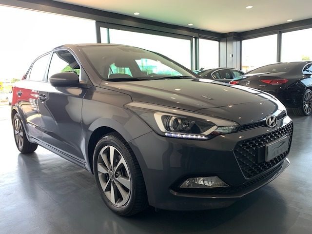 Hyundai i20 1.1 CRDi OK NEO-PAT 5 porte Go! - foto 3 di 4