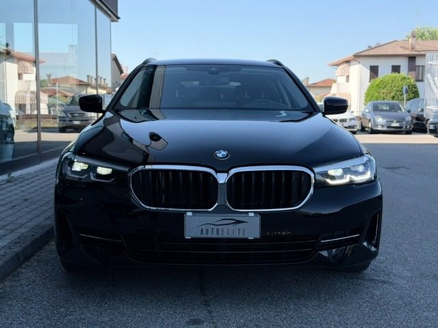 BMW 520 d 48V 190cv Touring Business - foto 2 di 4