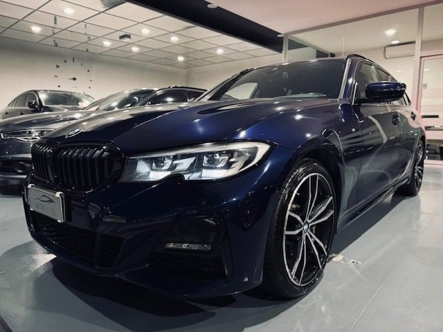 BMW 330 d 48V xDrive Touring Msport+Black Edition usato a SANTA MARIA DI SALA