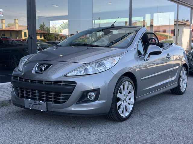 Peugeot 207 1.6 THP 156CV CC Féline usato a SANTA MARIA DI SALA