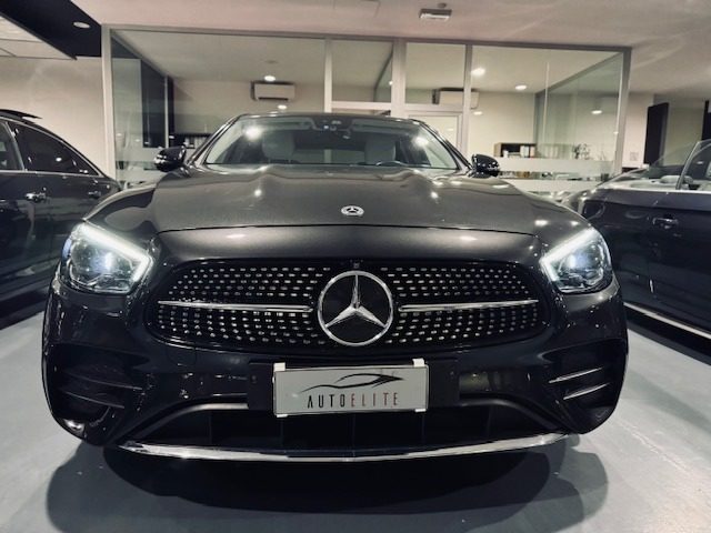 Mercedes-Benz E 300 de 4Matic Berlina Premium Plus AMG - foto 2 di 4