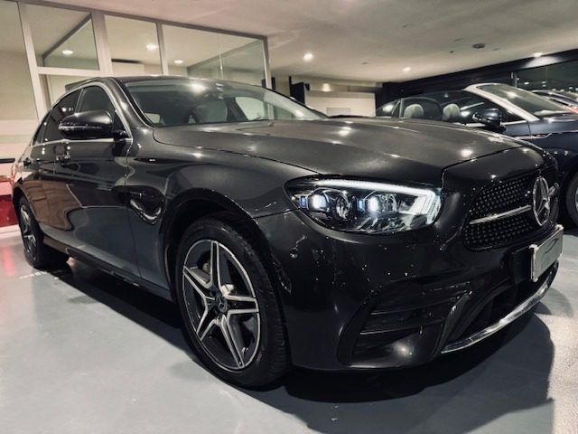 Mercedes-Benz E 300 de 4Matic Berlina Premium Plus AMG - foto 3 di 4