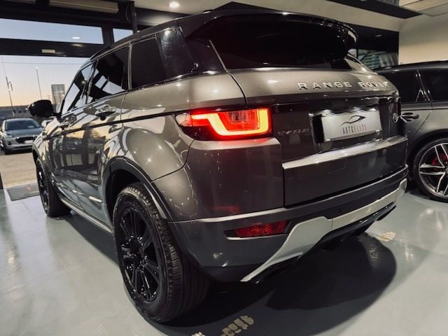 Land Rover Range Rover Evoque 2.0 150CV Dynamic BLACK PACK* SUPER PROMO - foto 4 di 4