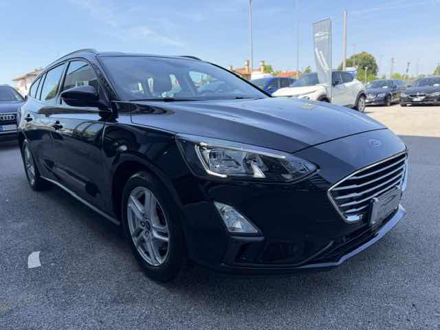 Ford Focus 1.5 EcoBlue 120 CV automatico SW Business Co-Pilot - foto 4 di 17