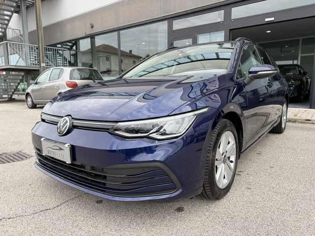 Volkswagen Golf Variant 2.0 TDI SCR DSG Life - foto 3 di 23