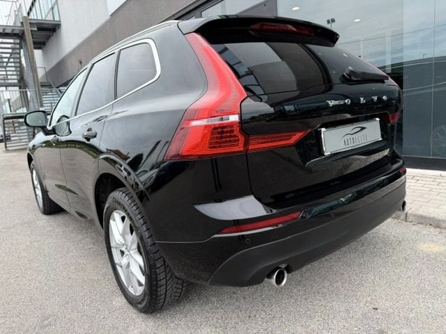 Volvo XC60 B4 (d)Geartronic Momentum Pro/TETTO APRIBILE - foto 4 di 4