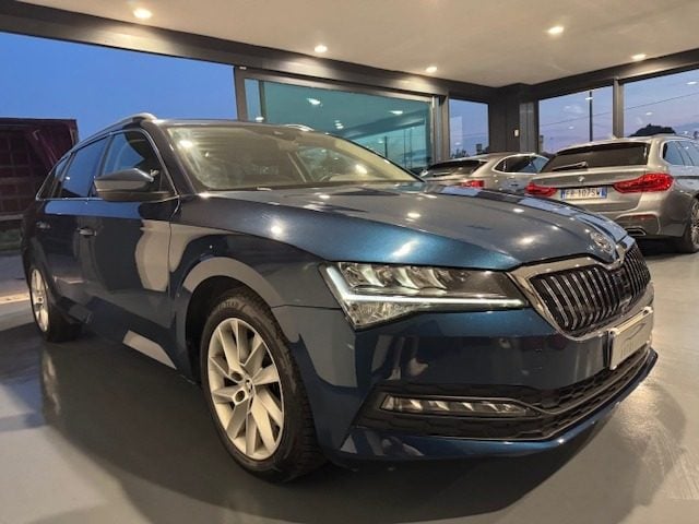 Skoda Superb 2.0 TDI EVO 150 CV SCR DSG Wagon Executive - foto 4 di 4