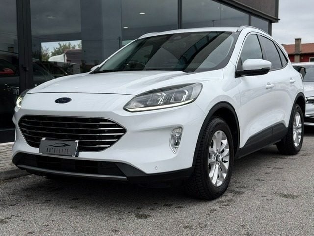 Ford Kuga 2.0 EcoBlue Hybrid 150 CV 2WD Titanium Business, del 2022, 146.000 km, in vendita a Santa Maria Di Sala (VE)