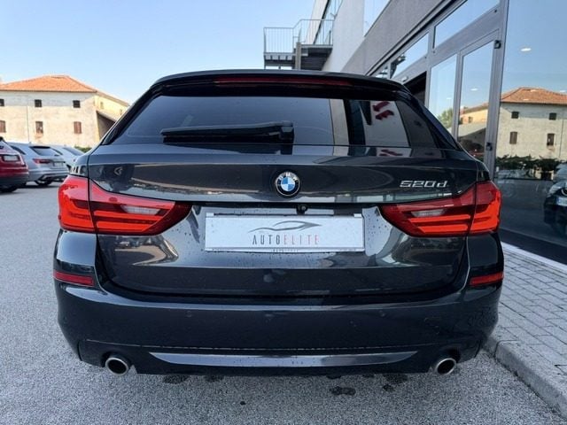 BMW 520 d 190CV Touring Luxury GANCIO TRAINO - foto 4 di 4