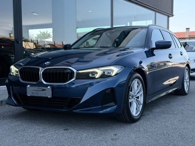 BMW 318 d 150CV 48V *NEW MODEL* Business Advantage, del 2022, 130.000 km, in vendita a Santa Maria Di Sala (VE)