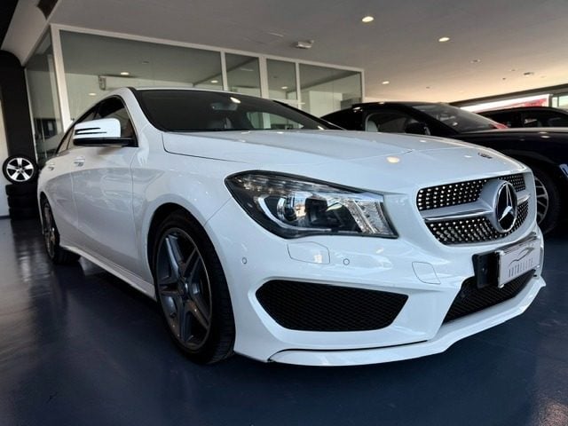 Mercedes-Benz CLA 220 d S.W. Automatic Premium AMG - foto 2 di 4