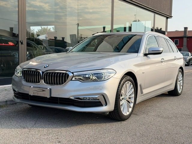 BMW 520 d 190CV Touring Luxury - foto 2 di 4