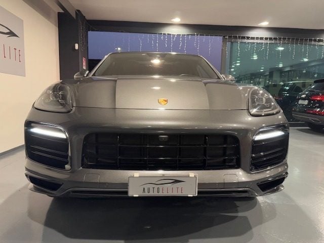 Porsche Cayenne Coupé 3.0 V6 Hybrid EDITION BLACK - foto 2 di 4
