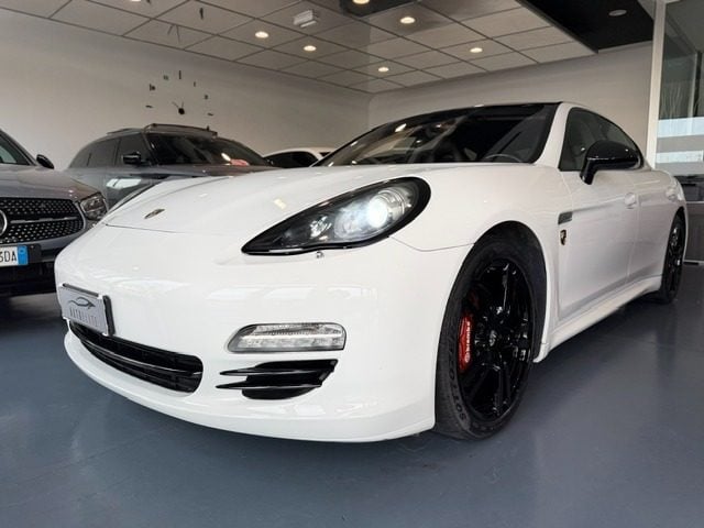 Porsche Panamera 3.0 Diesel 250CV BLACK EDITION, del 2011, 150.000 km, in vendita a Santa Maria Di Sala (VE)