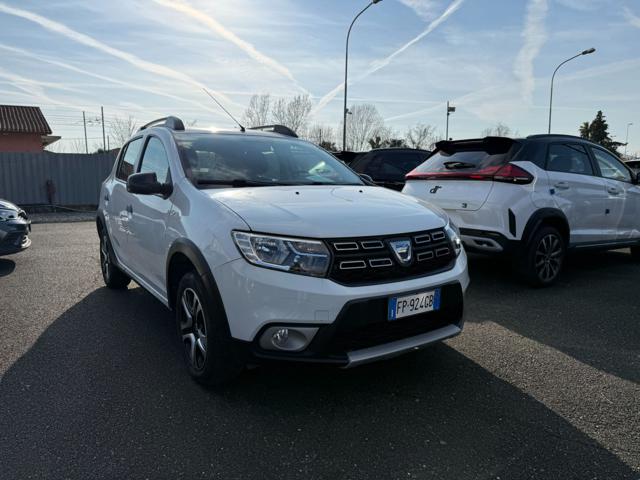 Dacia Sandero Stepway 1.5 dCi 8V 90CV Start&Stop - foto 2 di 4