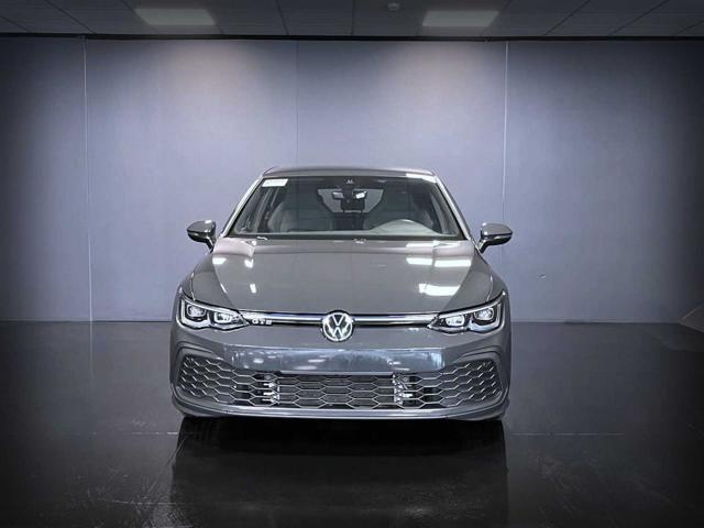 Volkswagen Golf 1.4 GTE DSG Plug-In Hybrid - foto 2 di 4