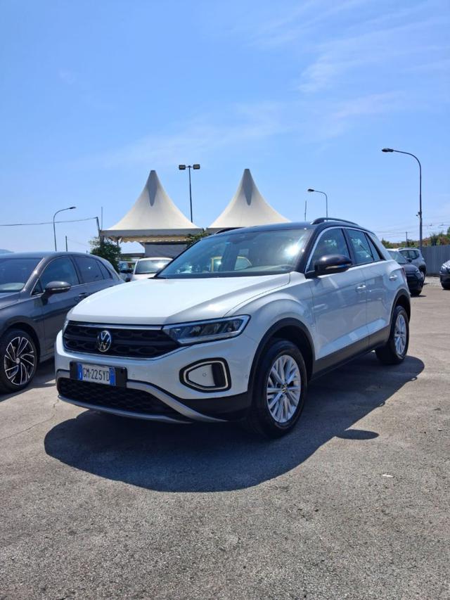 Volkswagen T-Roc 1.0 TSI Life usato a CARRARA
