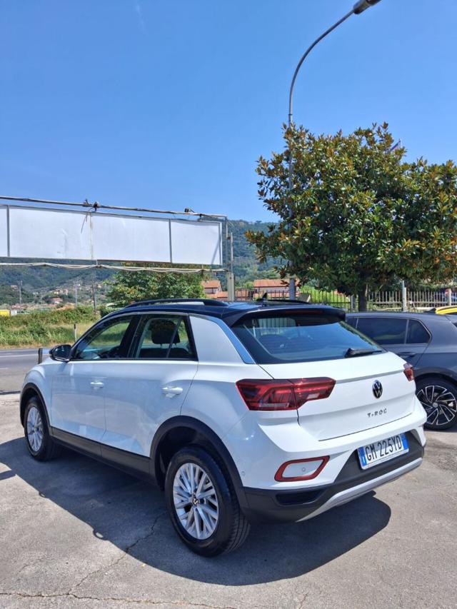 Volkswagen T-Roc 1.0 TSI Life - foto 3 di 4