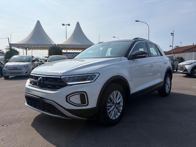 Volkswagen T-Roc 1.0 TSI R-Line - foto 2 di 4