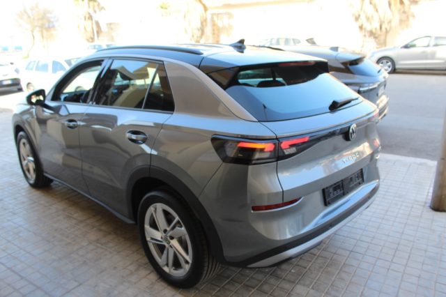 Volkswagen T-Roc 1.5 eTSI ACT DSG Life-KM0 - foto 3 di 4