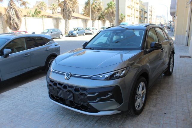 Volkswagen T-Roc 1.5 eTSI ACT DSG Life-KM0 - foto 2 di 4