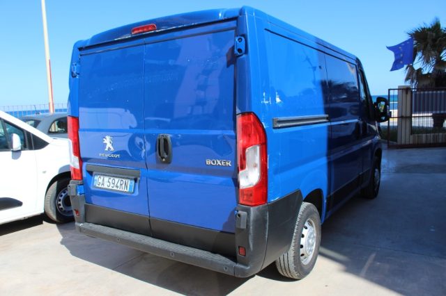Peugeot Boxer 330 2.2 BlueHDi 140 S&S PC-TN Furgone - foto 2 di 4