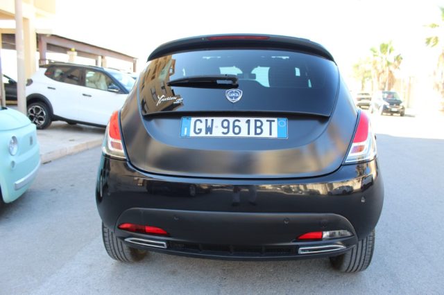 Lancia Ypsilon 1.3 MJT 16V 95 CV 5 porte S&S S Momodesign - foto 4 di 4