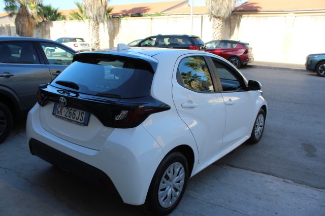 Toyota Yaris 1.0 5 porte Trend - foto 4 di 4