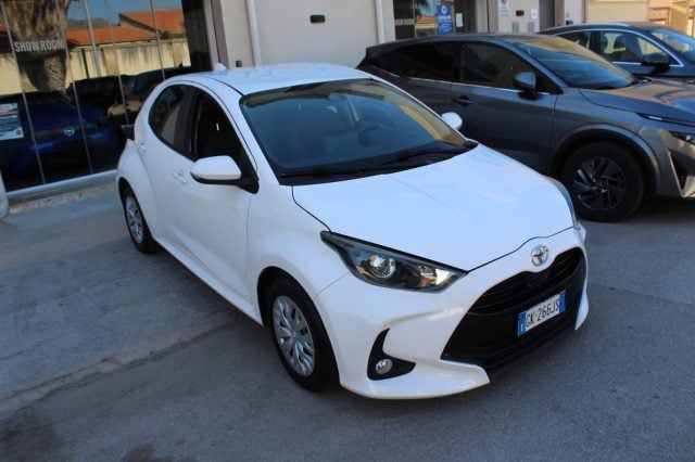 Toyota Yaris 1.0 5 porte Trend, del 2022, 95.320 km, in vendita a Trapani (TP)