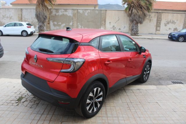 Renault Captur TCe 90 CV Evolution-KM0 - foto 4 di 4