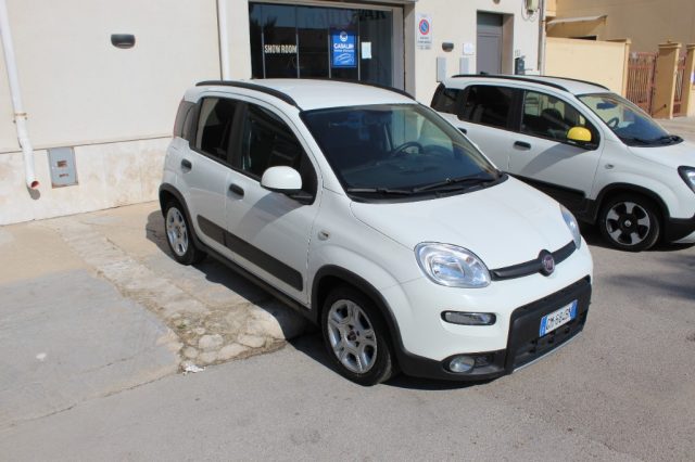 Fiat Panda 1.0 FireFly S&S Hybrid City Life - foto 2 di 4