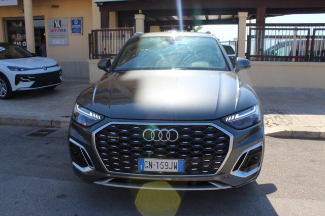 Audi Q5 SPB 40 TDI quattro S tronic S line - foto 2 di 4