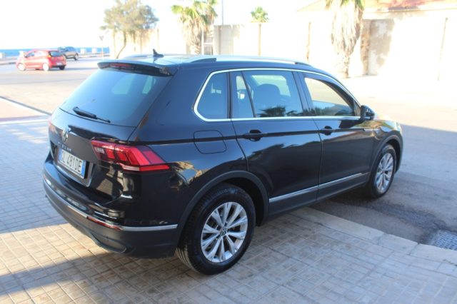 Volkswagen Tiguan 2.0 TDI SCR Life - foto 3 di 4