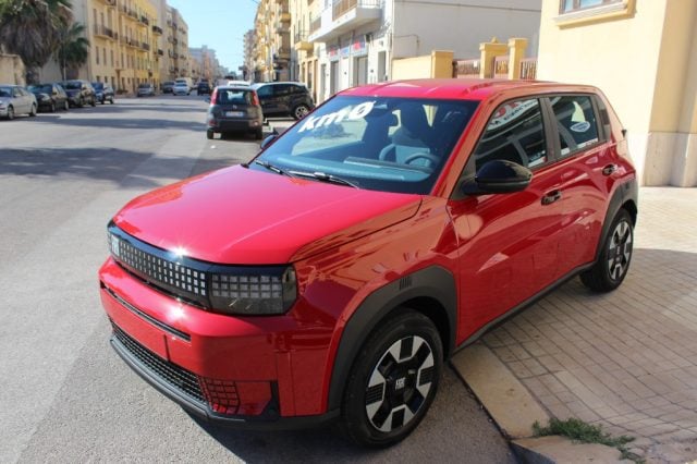 Fiat Grande Panda 1.2 100 CV S&S Icon -KMM0 PACK TECH - foto 3 di 4