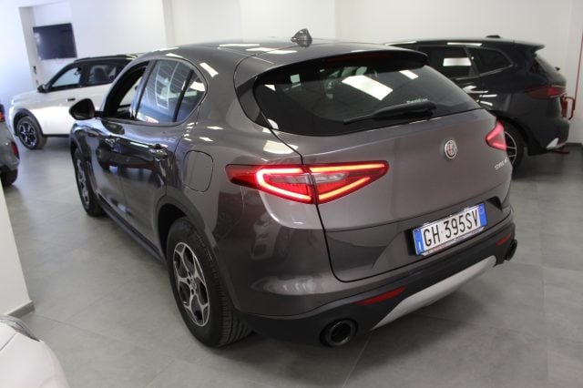 Alfa Romeo Stelvio 2.2 Turbodiesel 160 CV AT8 RWD Business - foto 4 di 4