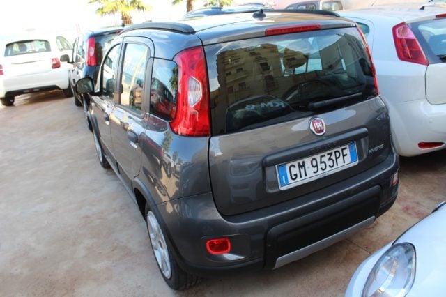 Fiat Panda 1.0 FireFly S&S Hybrid City Life - foto 4 di 4