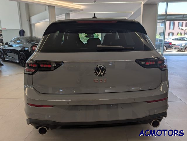 Volkswagen Golf 2.0 TSI DSG GTI - foto 4 di 4