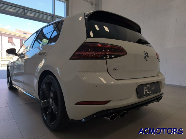 Volkswagen Golf R 2.0 TSI DSG 4MOTION 5p. BMT, del 2018, 83.500 km, in vendita a Savona (SV)