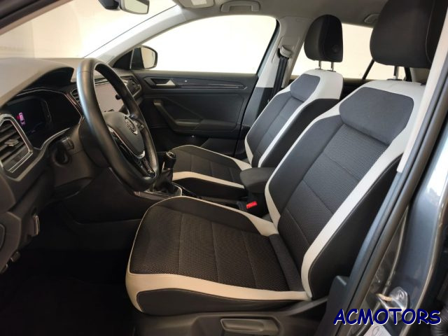 Volkswagen T-Roc 1.5 TSI ACT Advanced BlueMotion Technology, del 2019, 59.000 km, in vendita a Savona (SV)