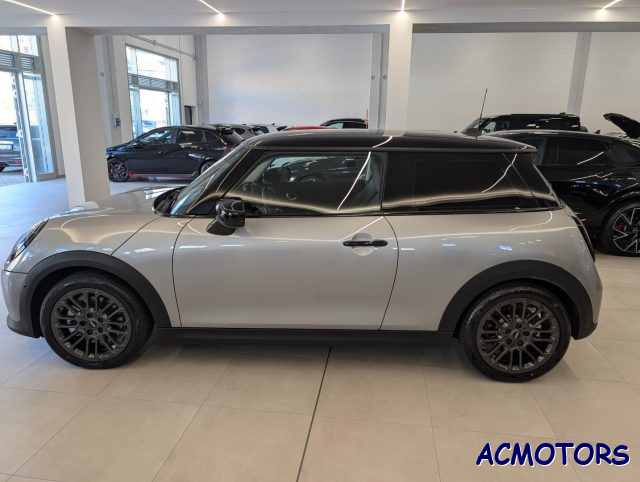MINI Cooper Cooper - foto 2 di 4