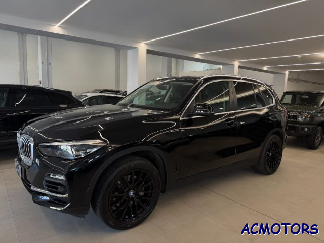 BMW X5 xDrive25d Business usato a SAVONA