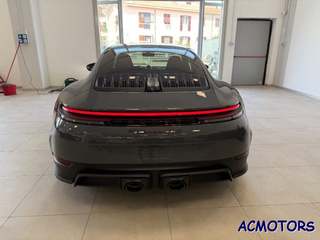 Porsche 992 Carrera GTS - foto 4 di 4