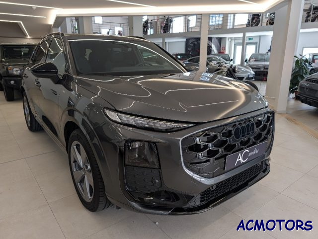 Audi Q3 TDI 110 kW S tronic S Line edition - foto 2 di 4