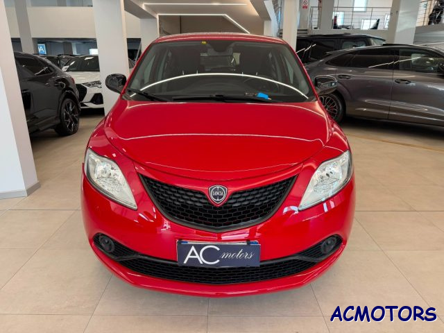 Lancia Ypsilon 1.2 69 CV 5 porte S&S Gold - foto 3 di 4