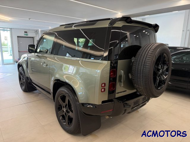 Land Rover Defender 90 200 CV AWD Auto X-Dynamic SE - foto 4 di 4